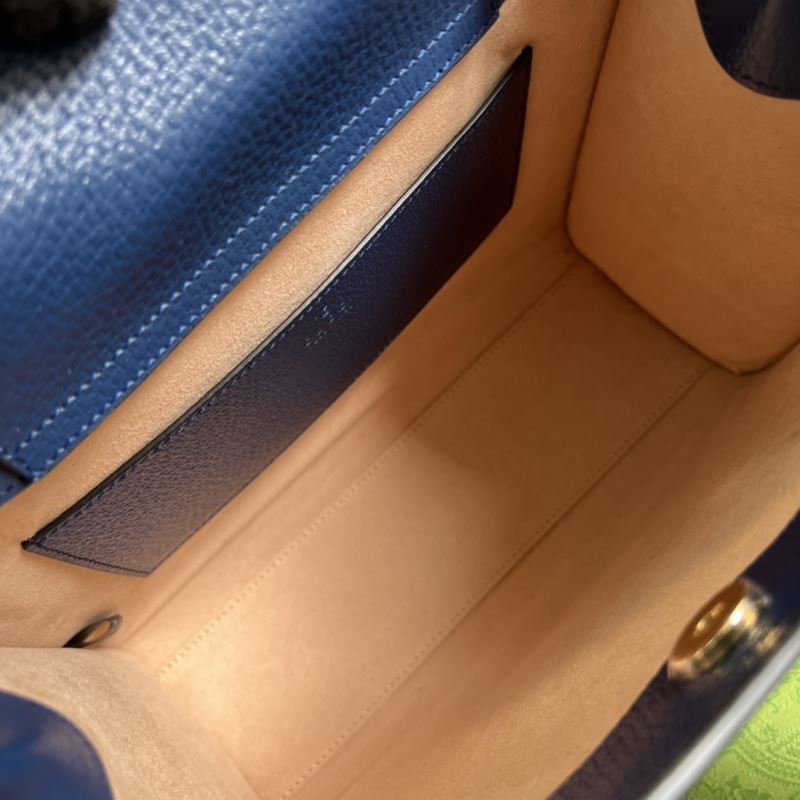 Gvc*1 tote bags